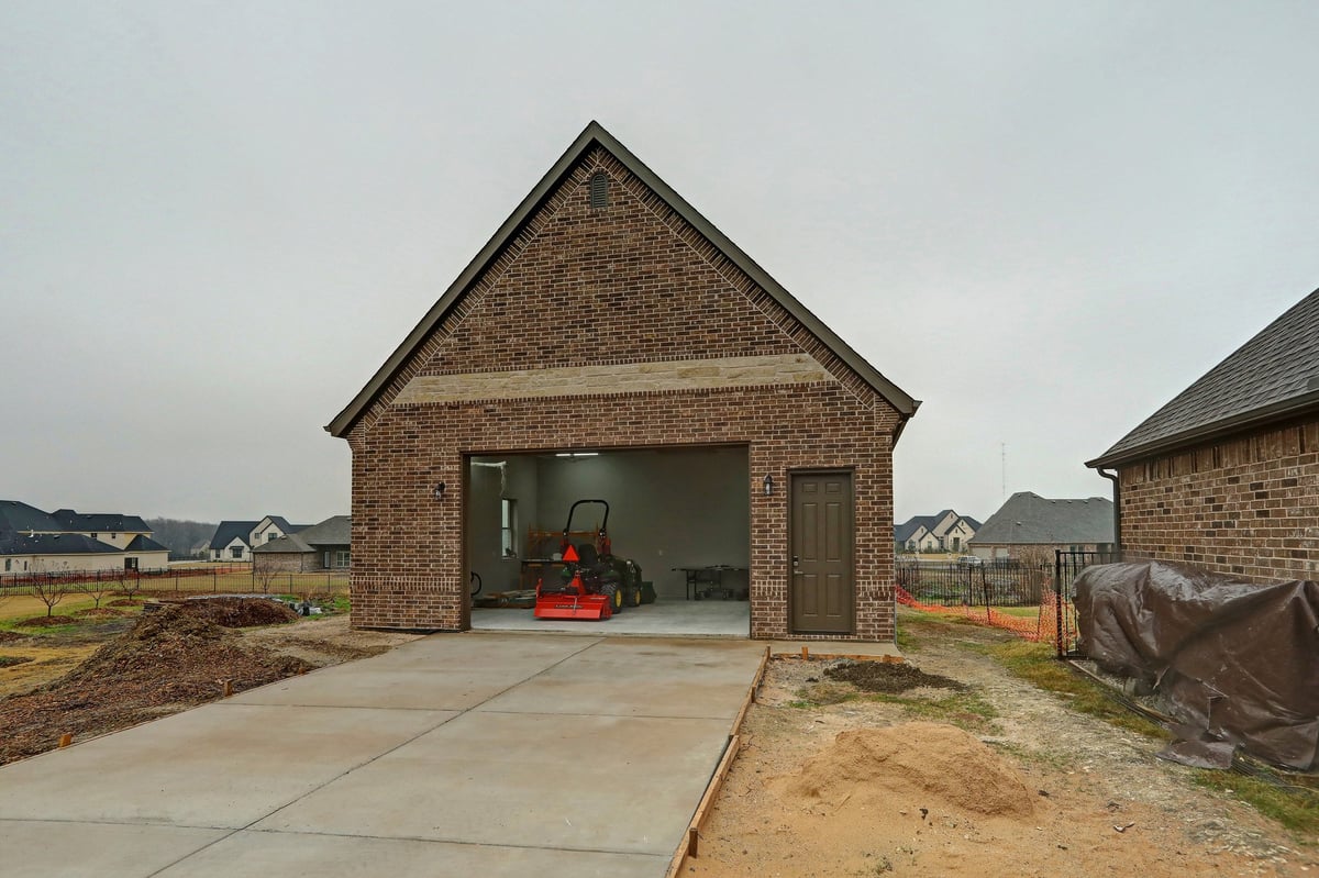 Separated garage with Brick structure